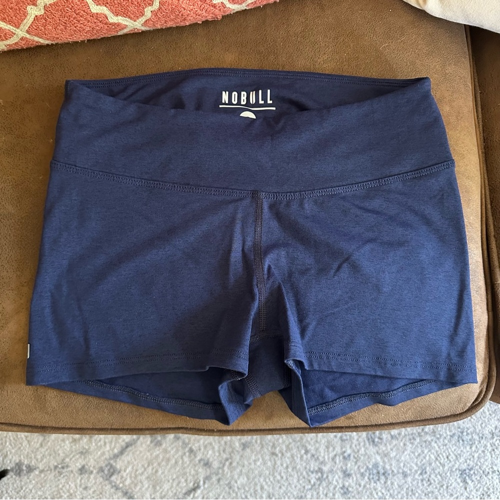 Nobull mid-rise shorts- 2”